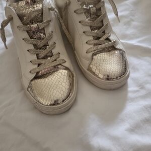 DV by Dolce Vita Metallic Gold and Cream Sneakers